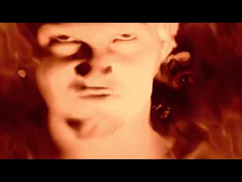 Alice In Chains – Angry Chair