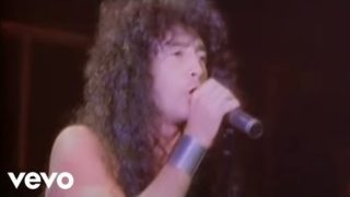Anthrax – Caught In A Mosh (Official Music Video)