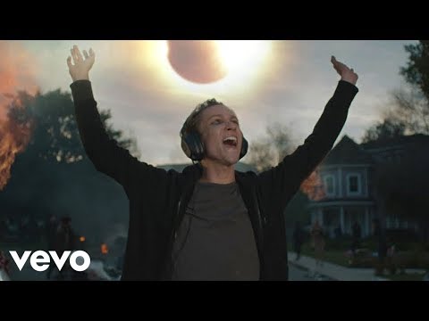 Bring Me The Horizon – Follow You (Official Music Video)