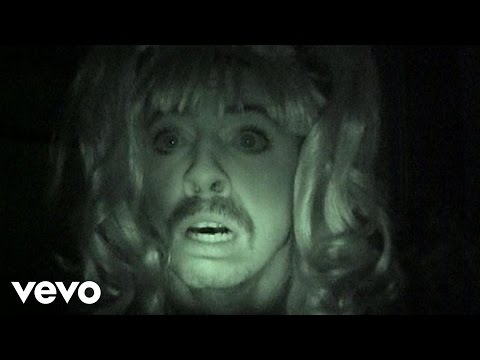 Foo Fighters – Low (Official Music Video)