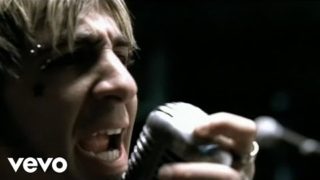 Godsmack – Straight Out Of Line (Official Music Video)