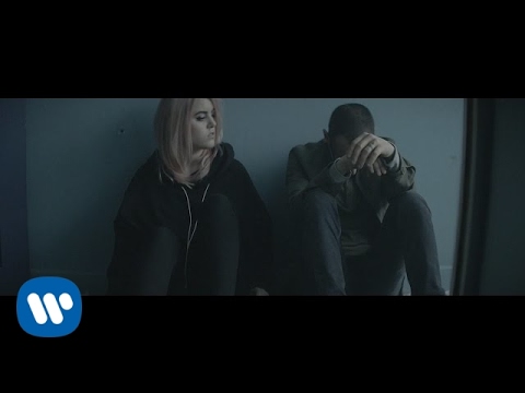 Heavy (Official Video) – Linkin Park (feat. Kiiara)