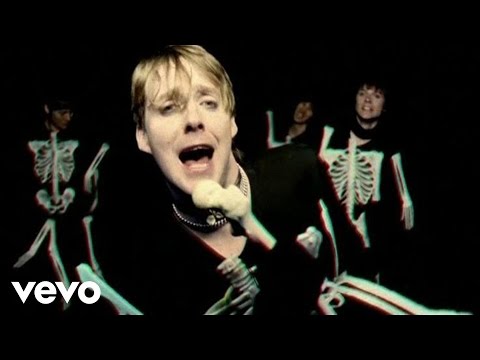 Kaiser Chiefs – Everyday I Love You Less and Less (Official Music Video)