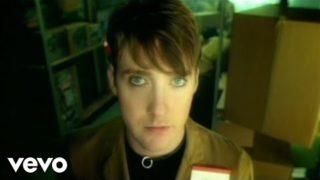 Kaiser Chiefs – Oh My God
