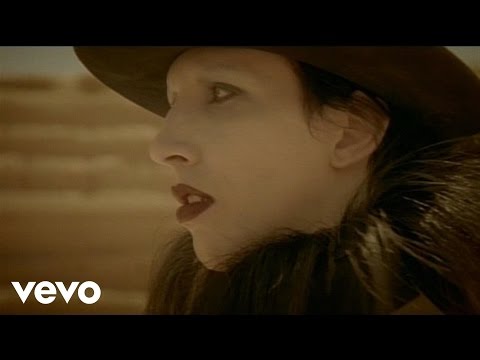 Marilyn Manson – Man That You Fear
