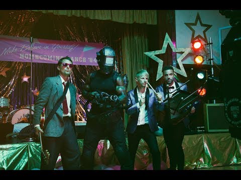 MUSE – Pressure [Official Music Video]
