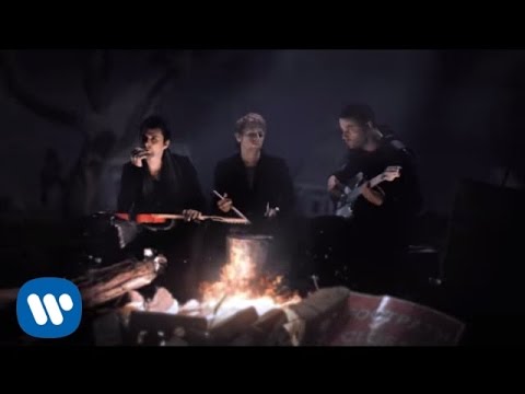 Muse – Uprising [Official Video]