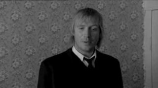 Oasis – The Importance Of Being Idle – Official Video