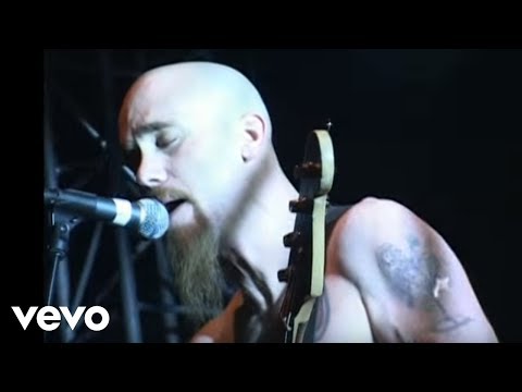 Queens Of The Stone Age – First It Giveth