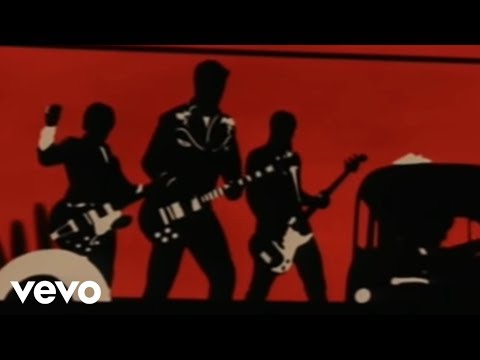 Queens Of The Stone Age – Go With The Flow (Official Video)