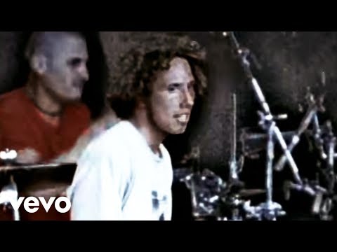 Rage Against The Machine – Bulls On Parade (Official Video)