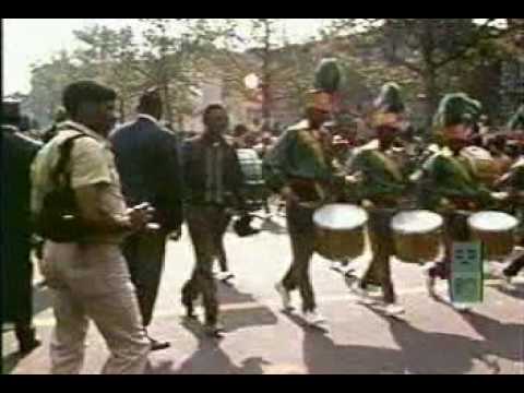 Rage Against The Machine – Renegades of Funk (Official Video)