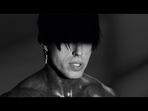 Falling In Reverse – "God Is A Weapon (feat. Marilyn Manson)"