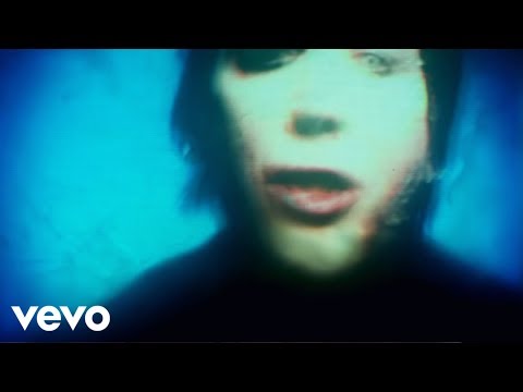 Marilyn Manson – Cry Little Sister